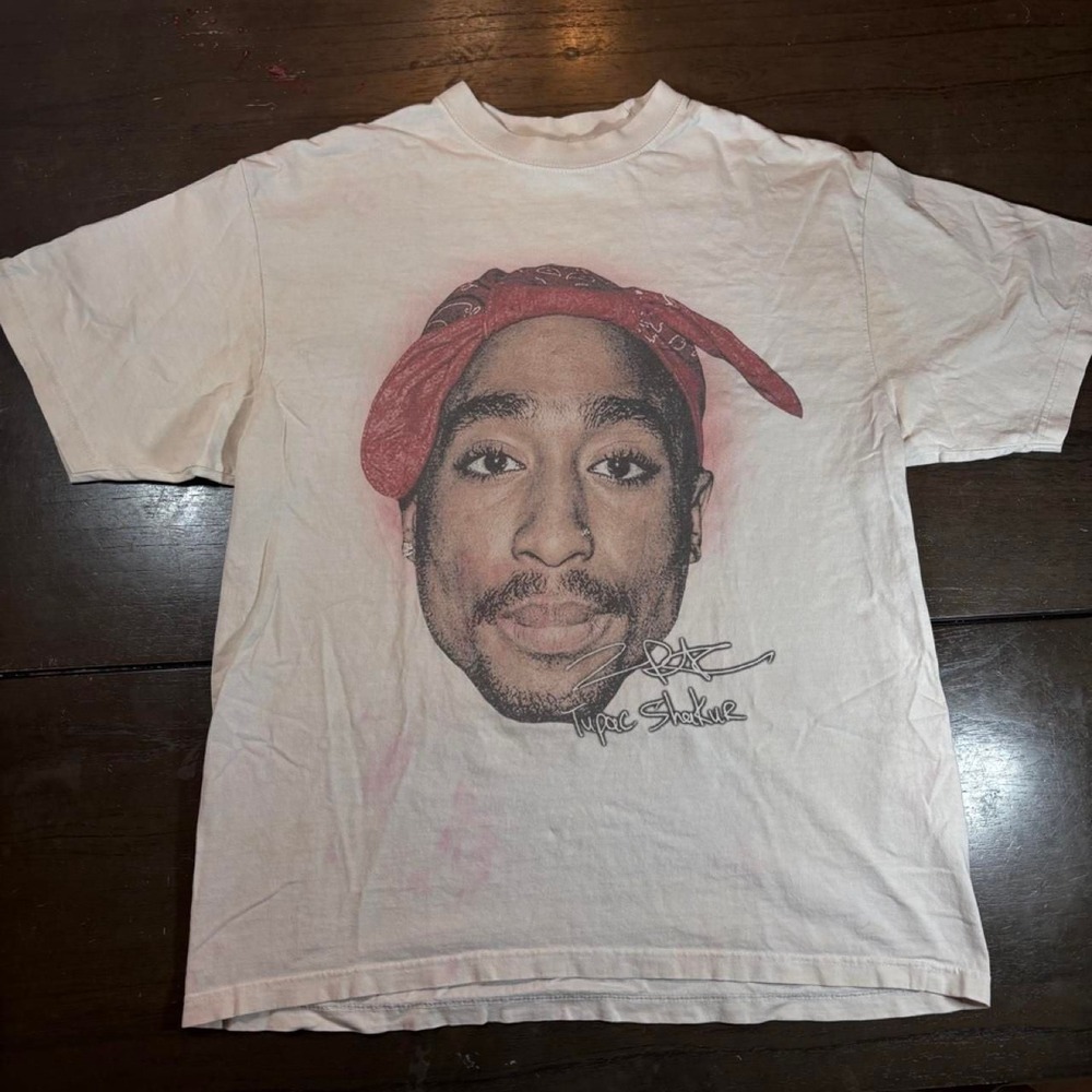 Game Changer Tupac All Eyez On Me Graphic Tee XL